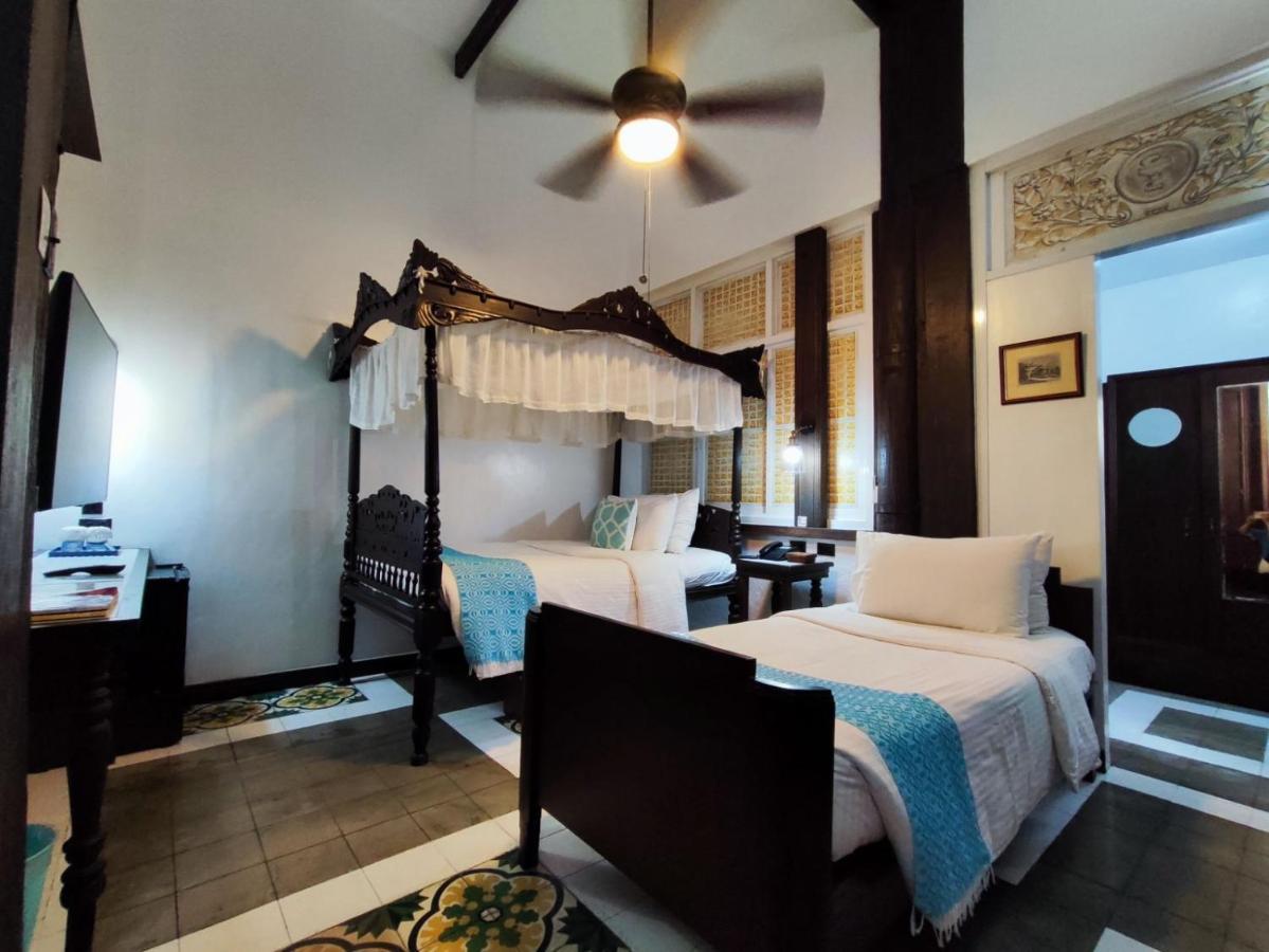 Paradores Del Castillo Taal Luaran gambar