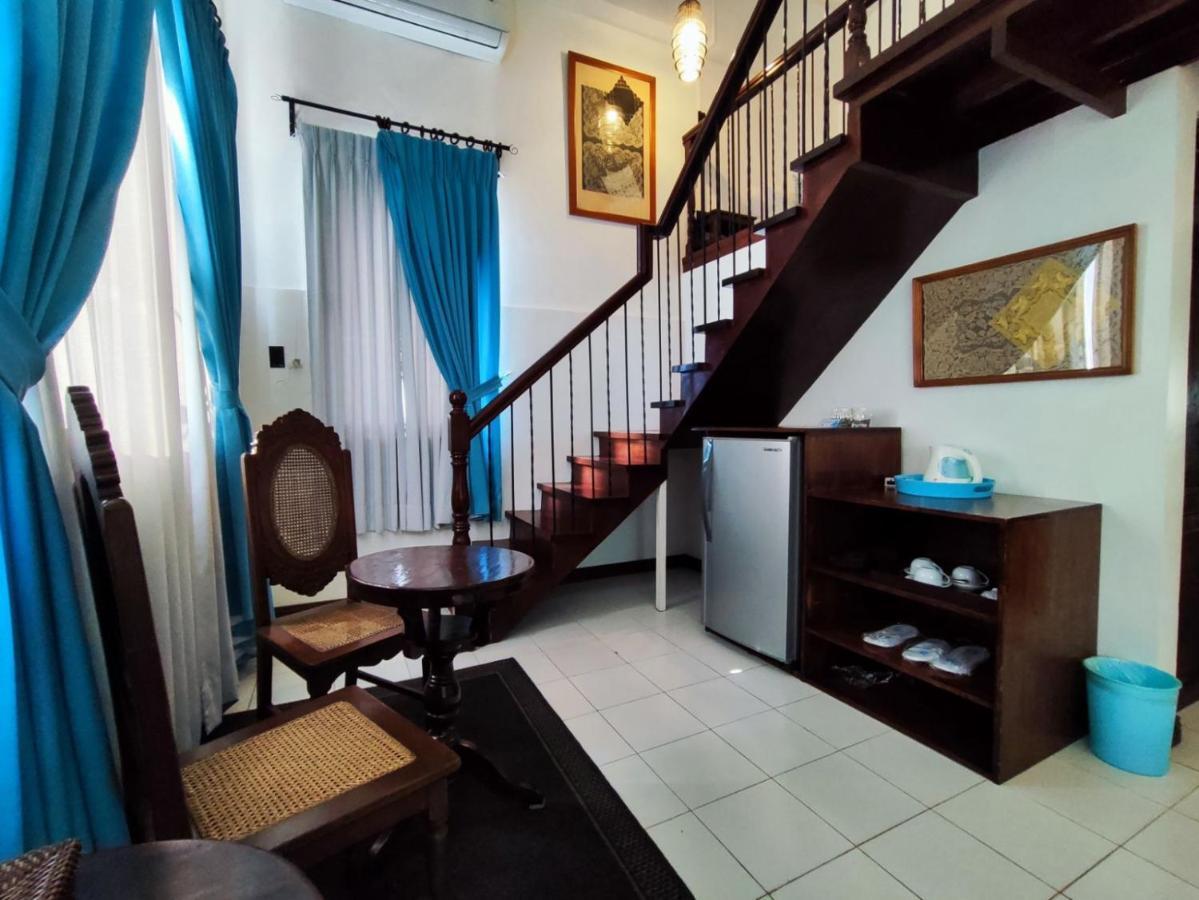 Paradores Del Castillo Taal Luaran gambar