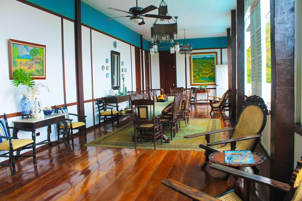 Paradores Del Castillo Taal Luaran gambar