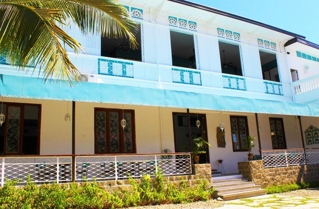 Paradores Del Castillo Taal Luaran gambar